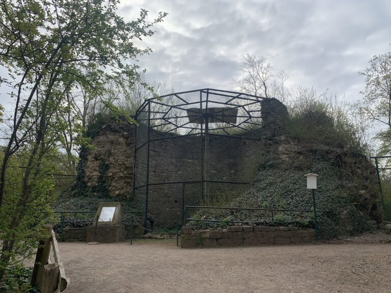 Burg Aschersleben: Hilltop Castle Ruin in Germany