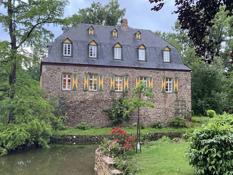 Kleeburg: A Medieval Water Castle in Germany