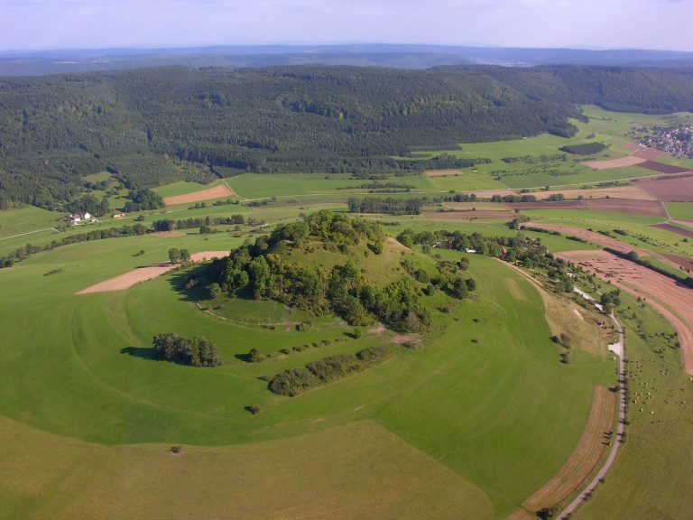 Burg Hohenkarpfen: A Medieval Hilltop Castle in Germany