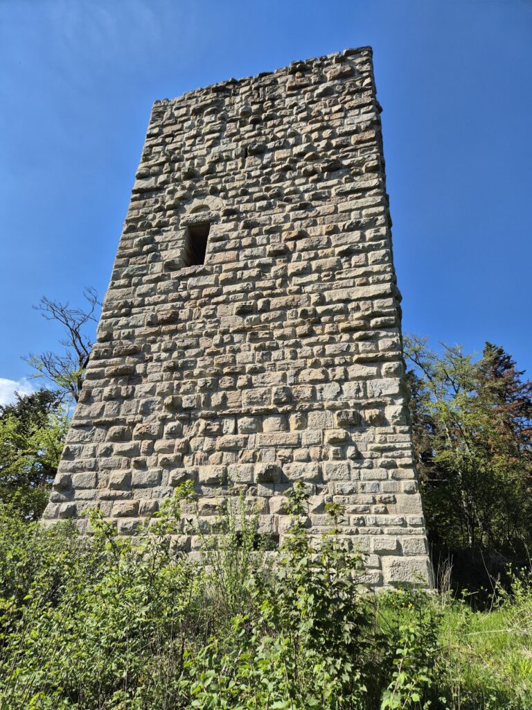 Burg Steinegg: A Medieval Castle Ruin in Germany 2 Burg Steinegg