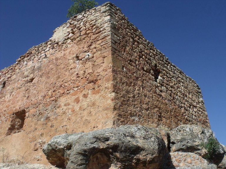 Paterno Castle: A Roman-Origin Fortress in Spain