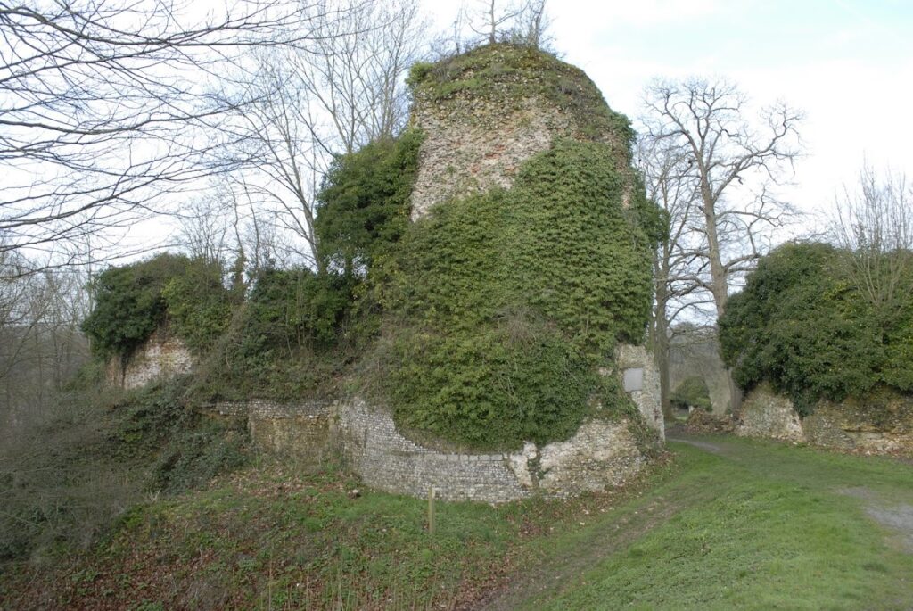 Château de Longueville: A Medieval Fortified Castle in France 1 Château de Longueville