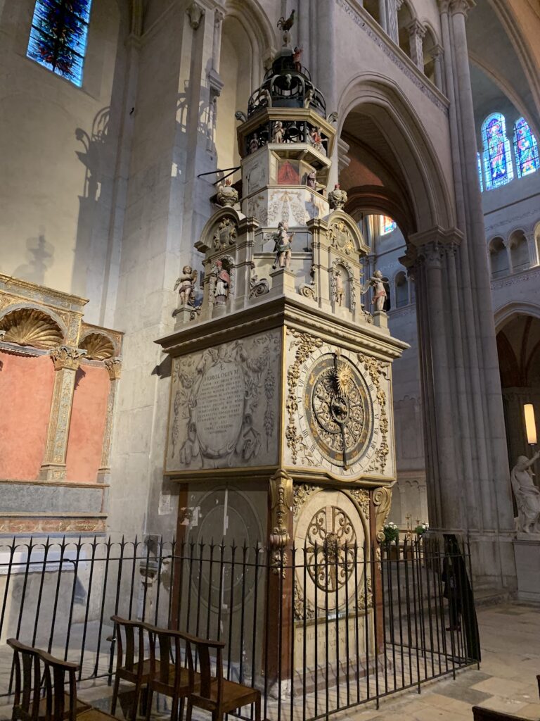 Lyon Cathedral: Primatial Cathedral and Seat of the Archdiocese of Lyon 3 Lyon Cathedral