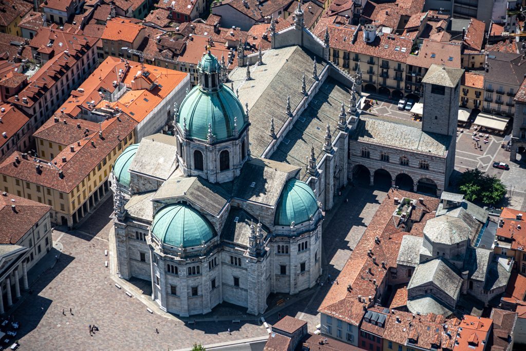 Como Cathedral: The Cathedral Church of Como, Italy 1 Como Cathedral