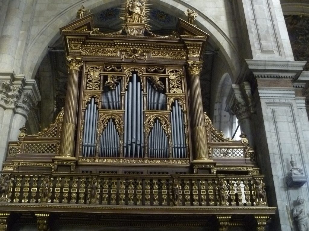 Como Cathedral: The Cathedral Church of Como, Italy 2 Como Cathedral