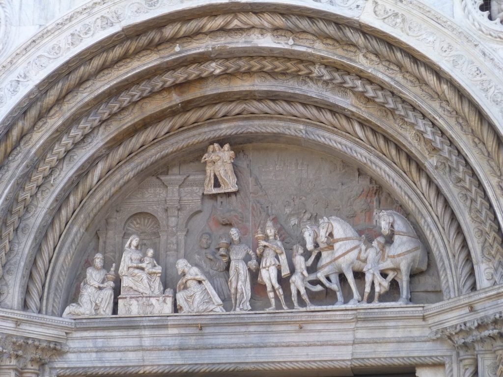 Como Cathedral: The Cathedral Church of Como, Italy 3 Como Cathedral