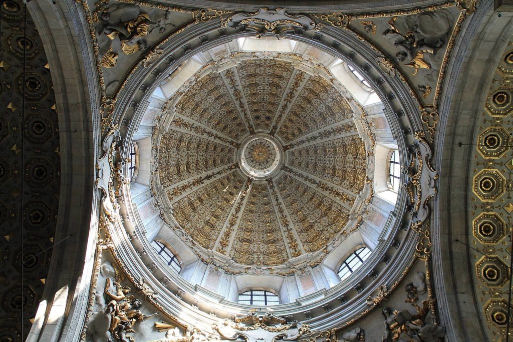 Como Cathedral: The Cathedral Church of Como, Italy 5 Como Cathedral