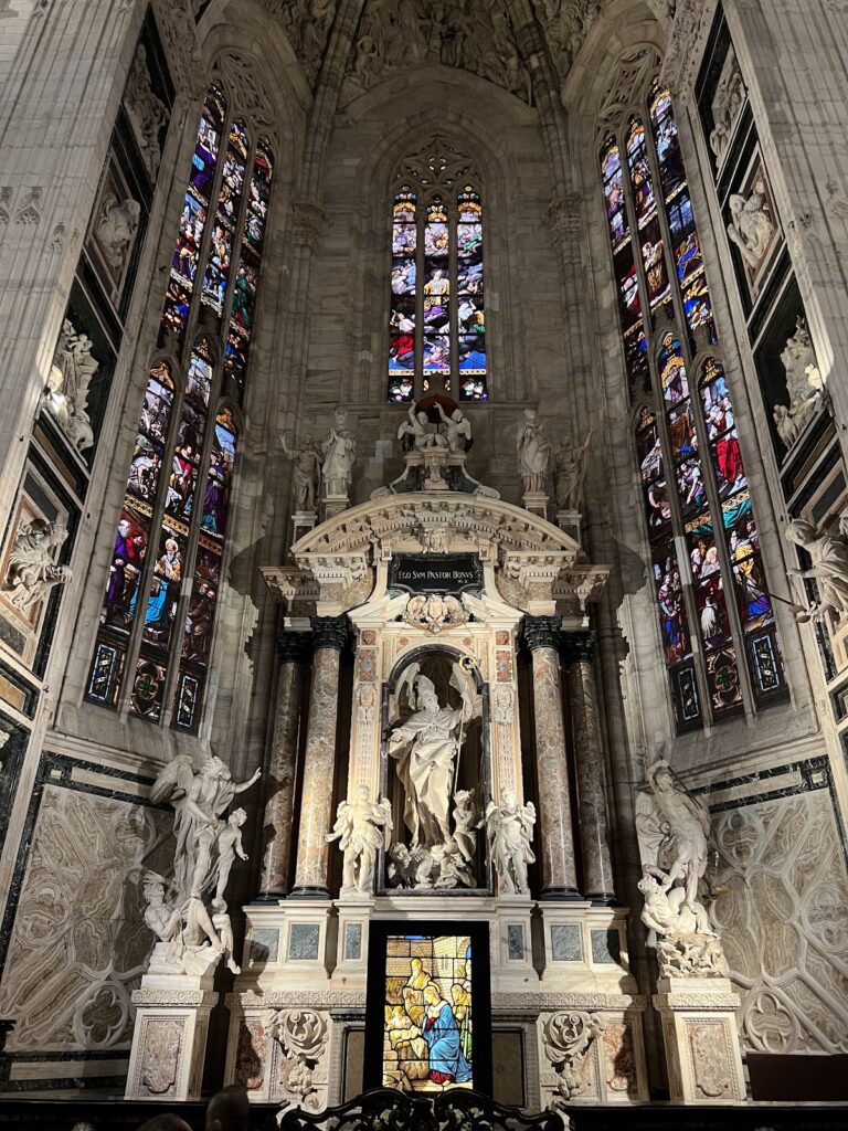 Milan Cathedral: The Metropolitan Cathedral of Milan 4 Milan Cathedral