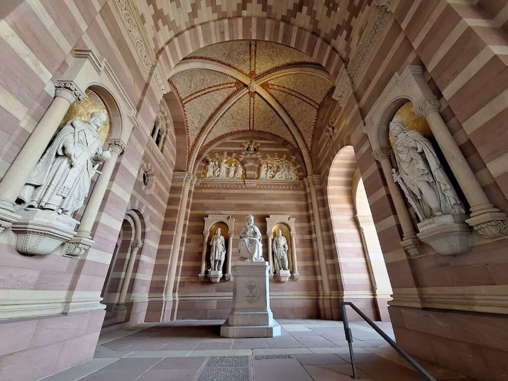 Speyer Cathedral: An Imperial Romanesque Basilica in Germany 5 Speyer Cathedral