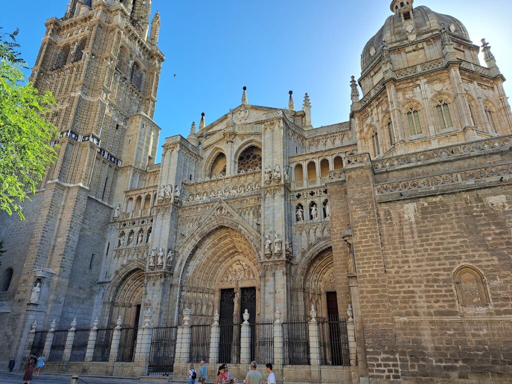 Toledo Cathedral: A Gothic Cathedral and Primatial See in Spain 3 Toledo Cathedral