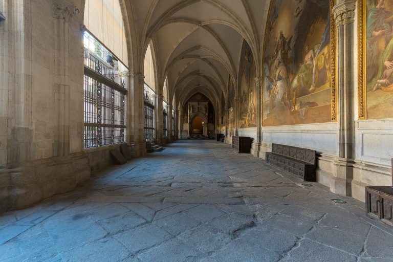 Toledo Cathedral: A Gothic Cathedral and Primatial See in Spain