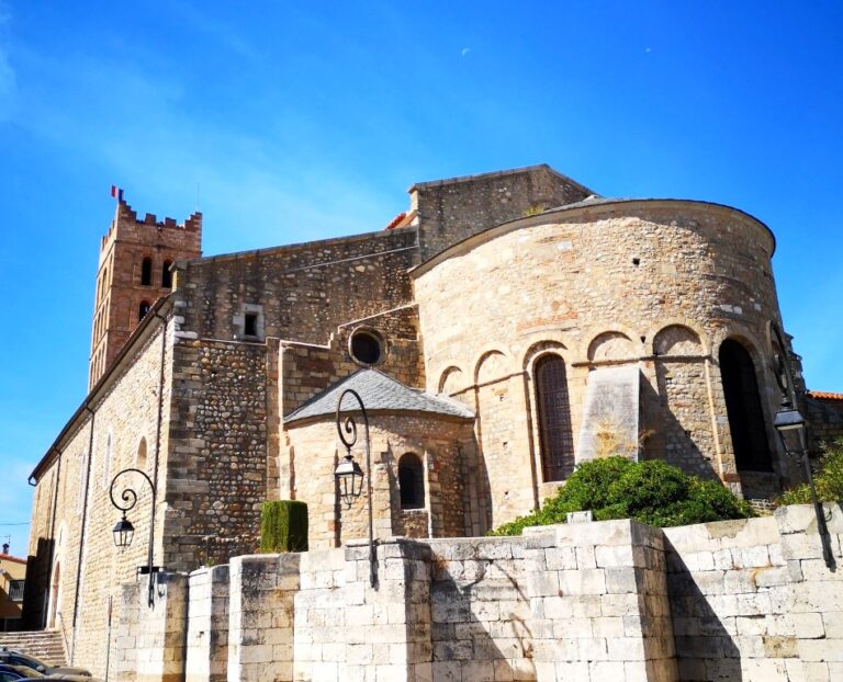 Former Sainte-Eulalie-et-Sainte-Julie Cathedral and Its Cloister: A Romanesque and Gothic Cathedral Complex in Elne