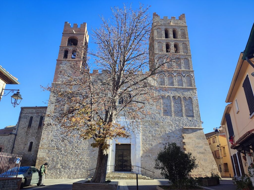 Former Sainte-Eulalie-et-Sainte-Julie Cathedral and Its Cloister: A Romanesque and Gothic Cathedral Complex in Elne 2 former Sainte-Eulalie-et-Sainte-Julie cathedral and its cloister