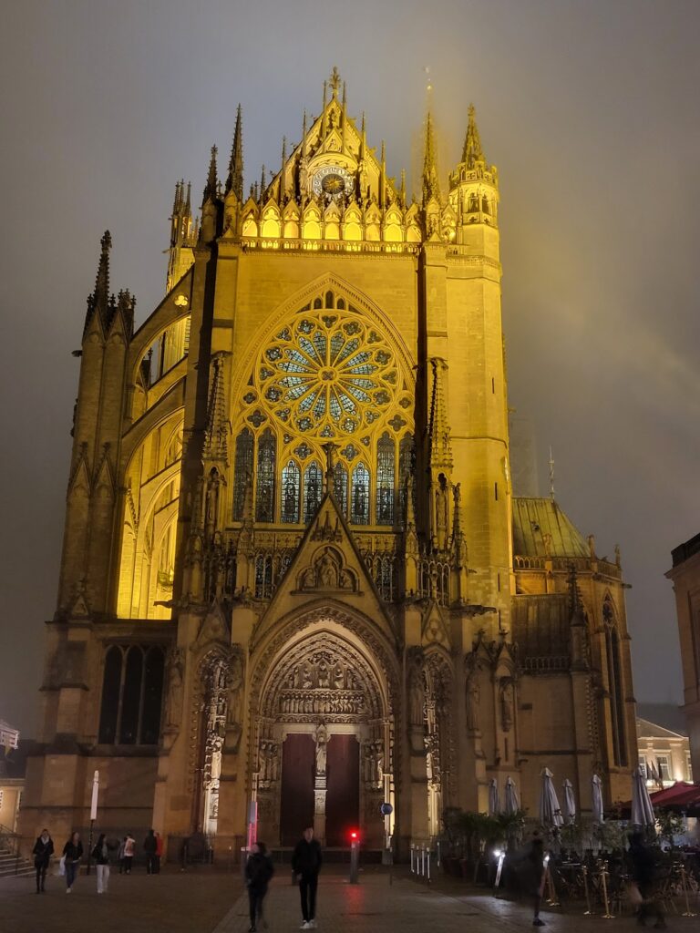 Metz Cathedral: A French Gothic Cathedral in Metz 3 Metz Cathedral