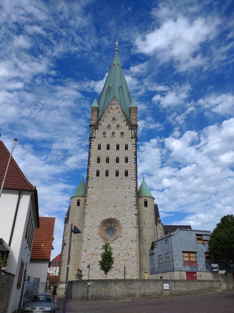 Paderborn Cathedral: A Carolingian Foundation and Gothic Cathedral in Germany 1 Paderborn Cathedral