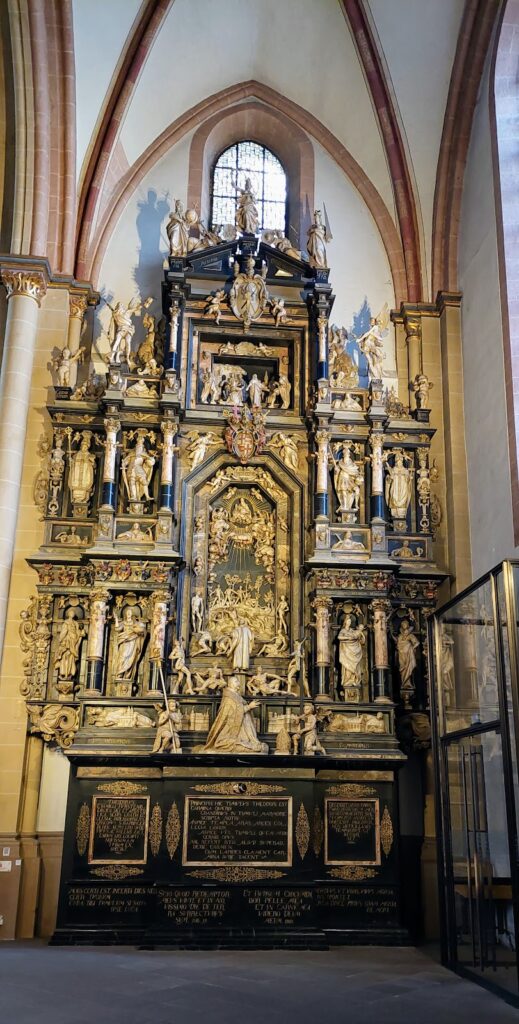 Paderborn Cathedral: A Carolingian Foundation and Gothic Cathedral in Germany 3 Paderborn Cathedral