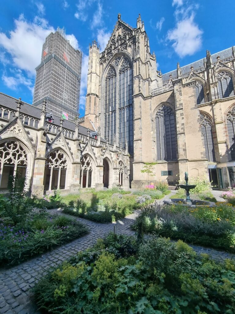 St. Martin’s Cathedral, Utrecht: A Gothic Cathedral and Dutch Landmark
