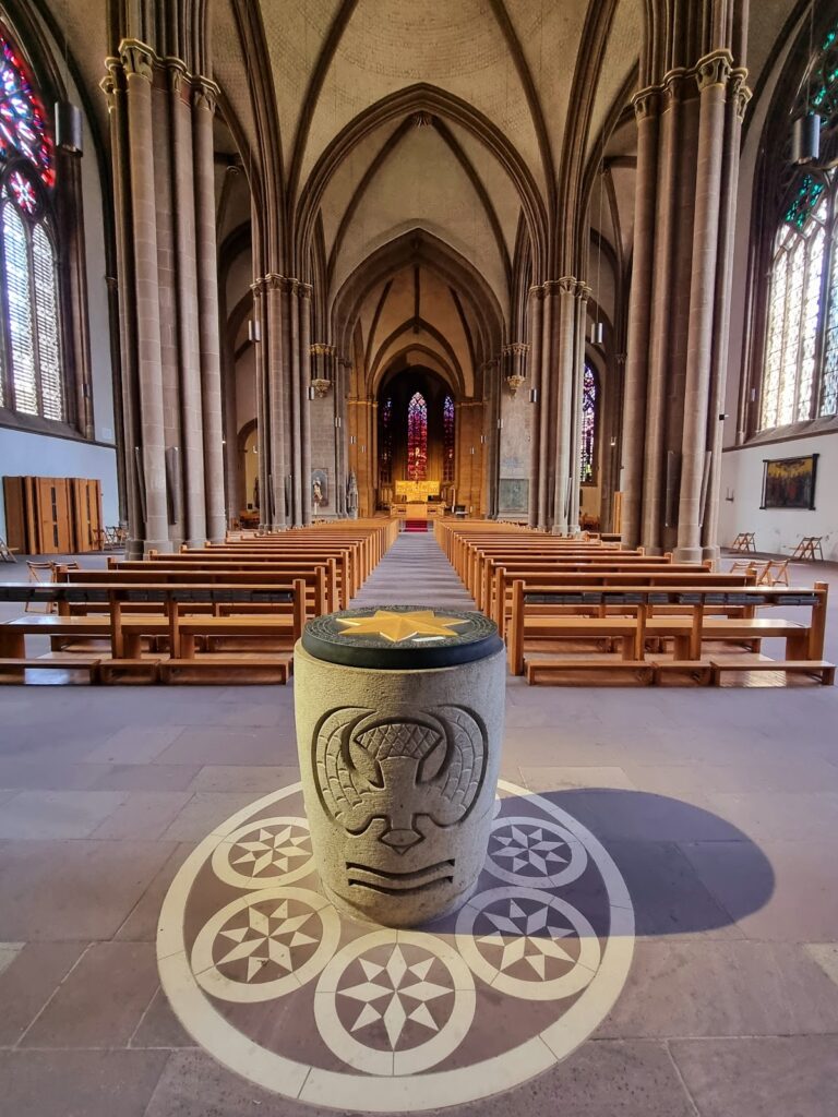 Minden Cathedral: A Roman Catholic Cathedral and Provost Church in Germany 2 Minden Cathedral