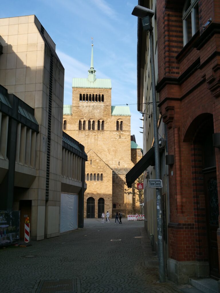 Minden Cathedral: A Roman Catholic Cathedral and Provost Church in Germany 3 Minden Cathedral