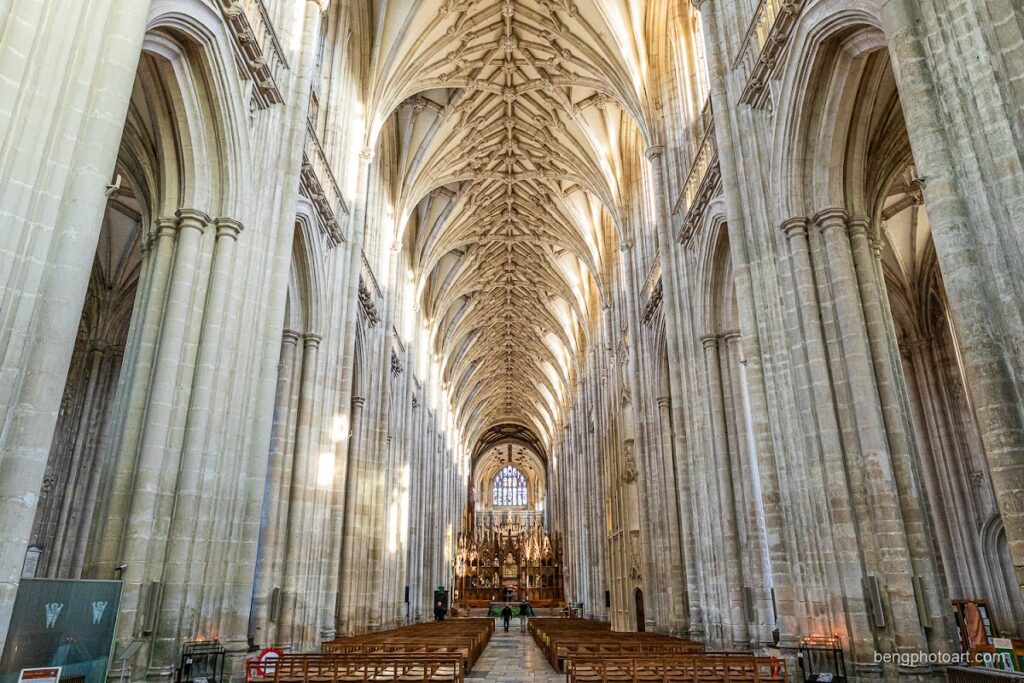 Winchester Cathedral: A Historic Cathedral and Seat of the Bishop of Winchester 2 Winchester Cathedral