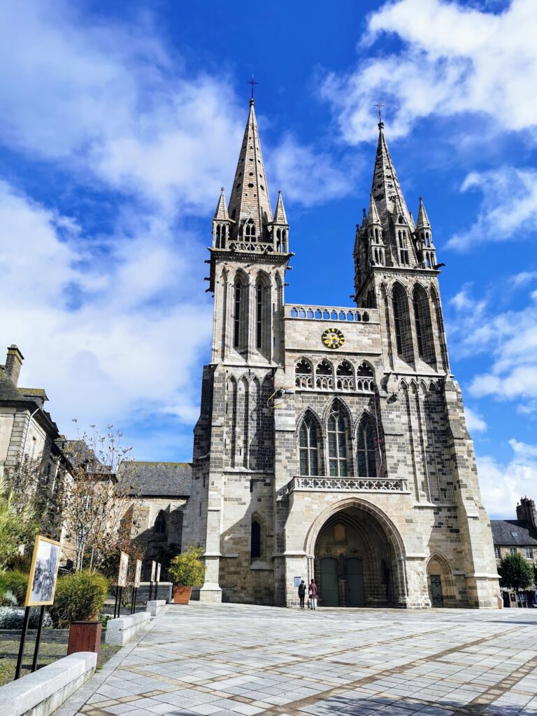 Saint-Pol-de-Léon Cathedral: A Gothic Cathedral and Parish Church in France