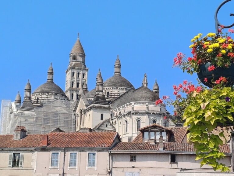 Périgueux Cathedral: A Romanesque and Byzantine-Influenced Cathedral in France