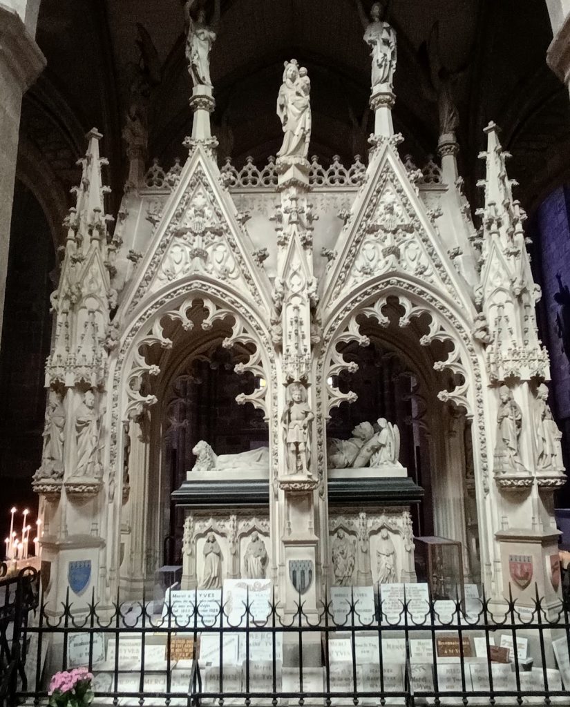 Tréguier Cathedral: A Gothic Pilgrimage Church in France 5 Tréguier Cathedral