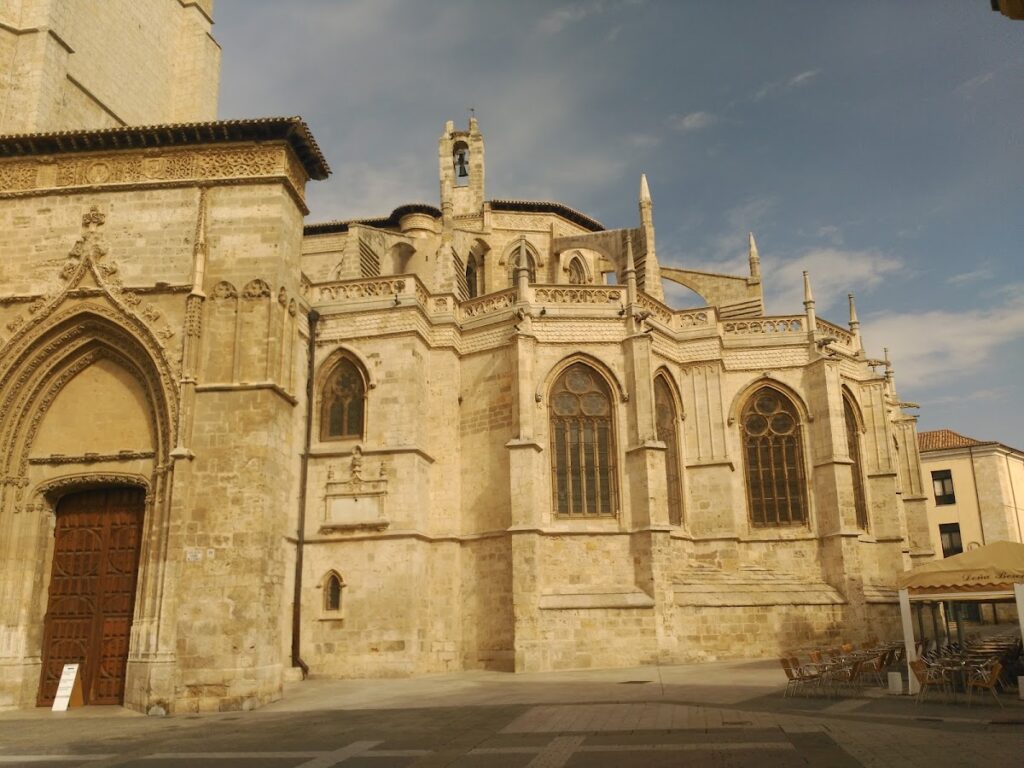 Palencia Cathedral: A Gothic Cathedral-Basilica in Spain 4 Palencia Cathedral