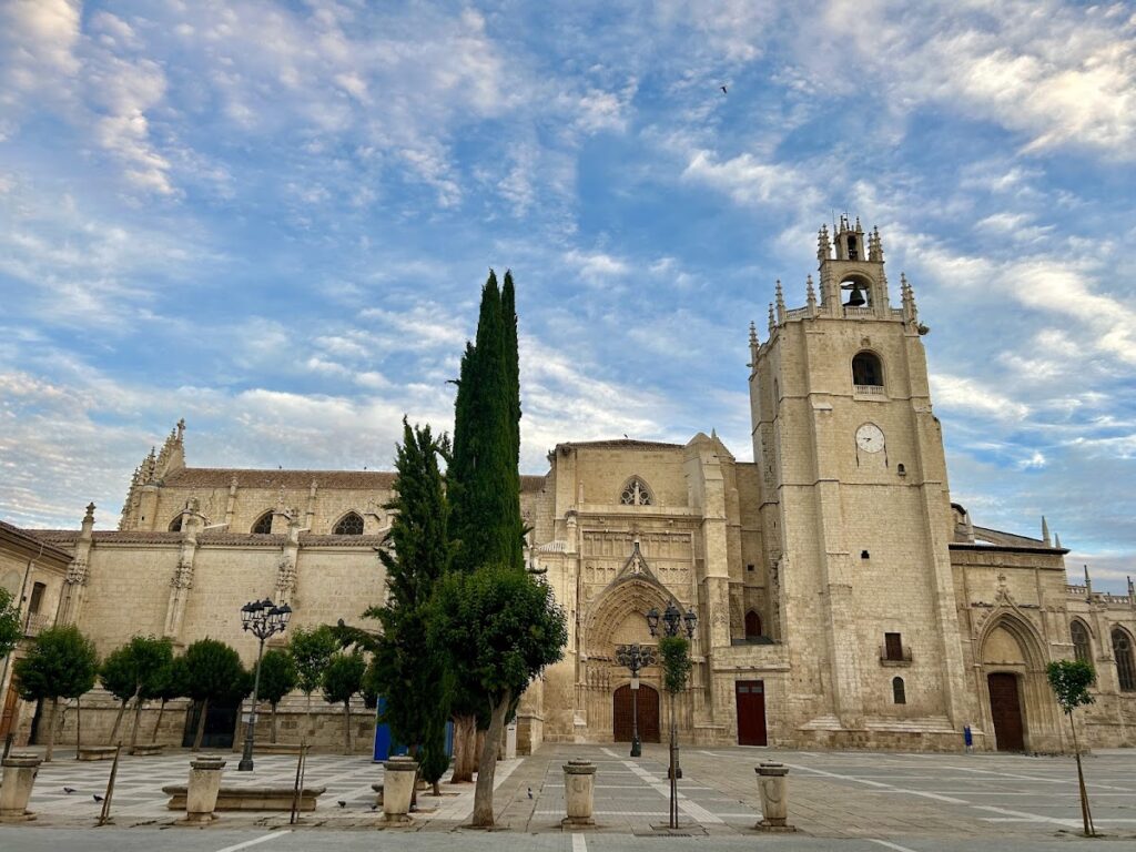 Palencia Cathedral: A Gothic Cathedral-Basilica in Spain 5 Palencia Cathedral