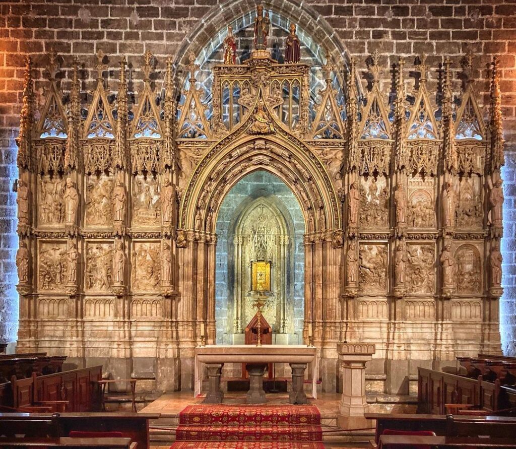 Valencia Cathedral: A Valencian Gothic Cathedral in Spain 5 Valencia Cathedral