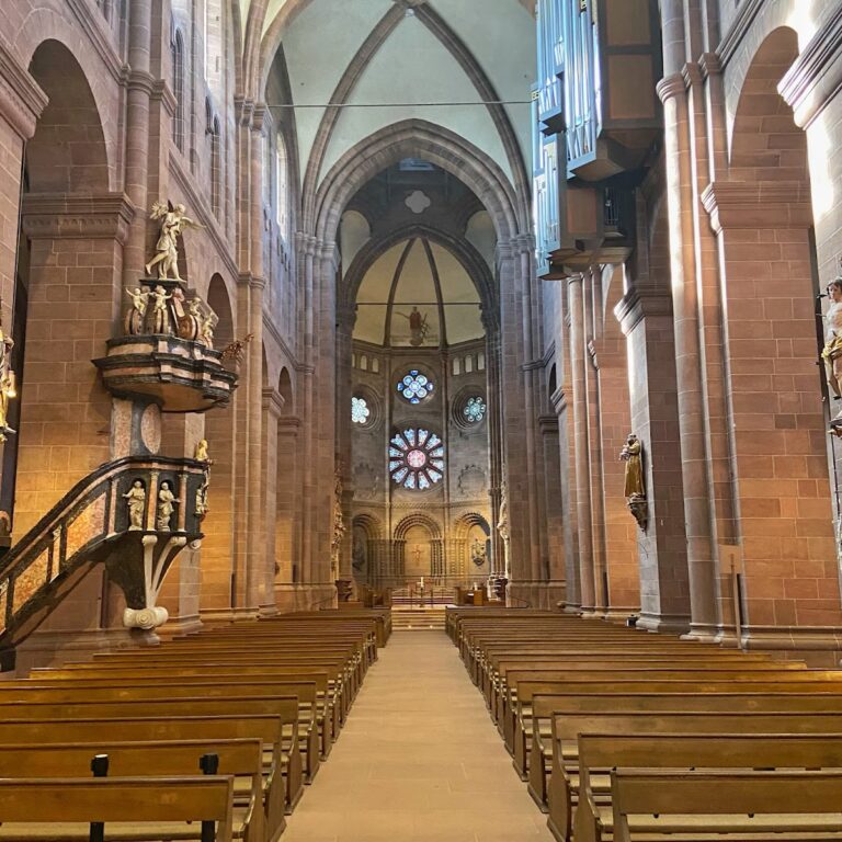 Worms Cathedral: A Romanesque Basilica and Former Episcopal Seat in Germany