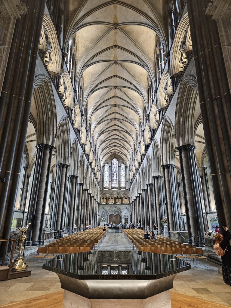 Salisbury Cathedral: An Early English Gothic Cathedral in the United Kingdom 2 Salisbury Cathedral