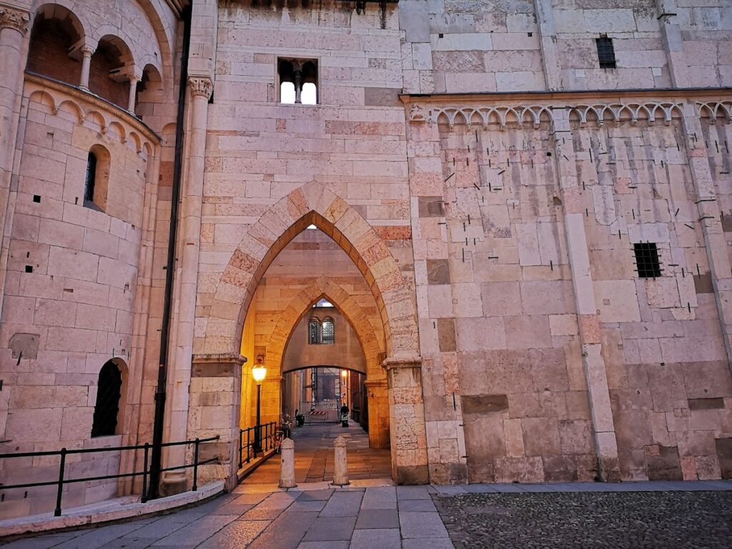 Modena Cathedral: A Romanesque Cathedral and Civic Monument in Italy 5 Modena Cathedral