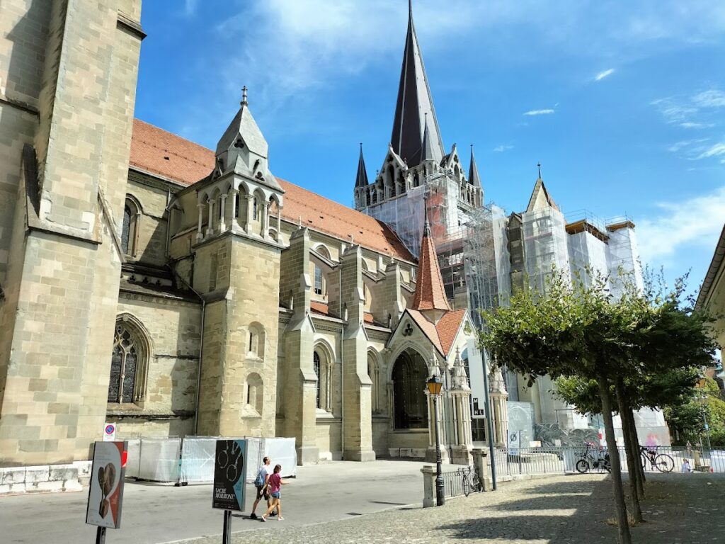 Lausanne Cathedral: A Medieval Gothic Cathedral in Switzerland 1 Lausanne Cathedral