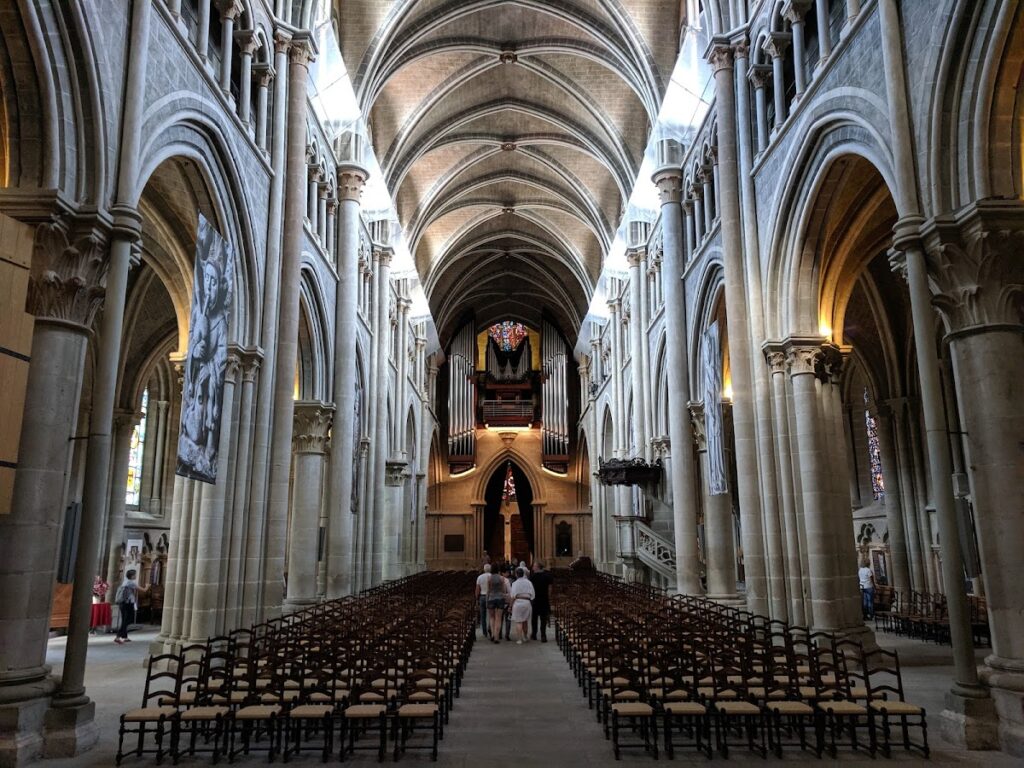 Lausanne Cathedral: A Medieval Gothic Cathedral in Switzerland 4 Lausanne Cathedral