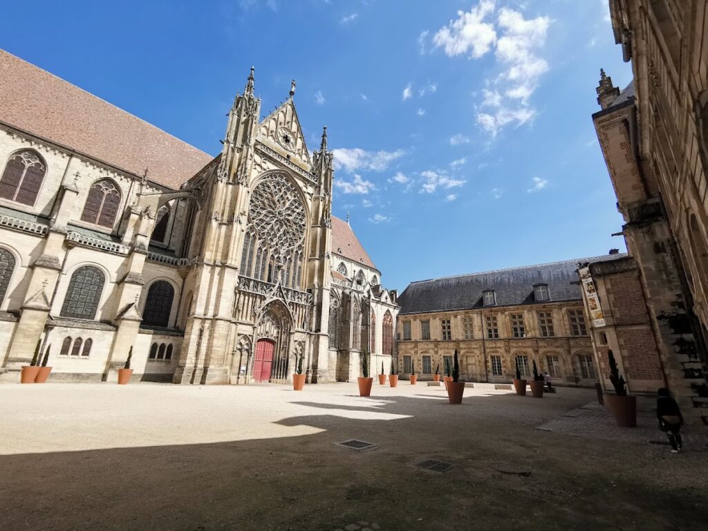 Sens Cathedral: A Gothic Cathedral in France 2 Sens Cathedral