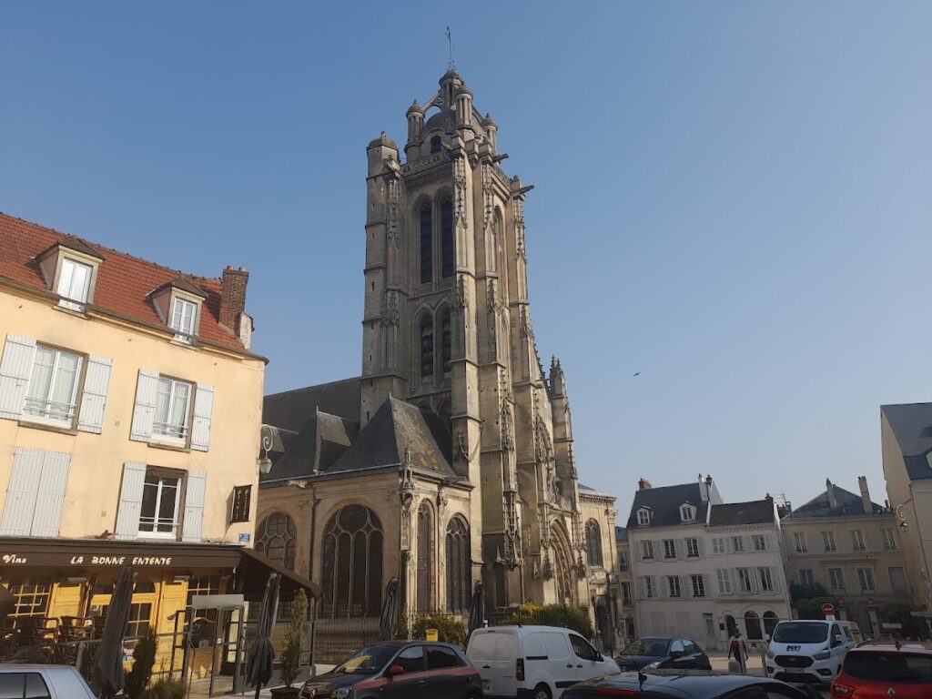 Pontoise Cathedral: A Medieval Parish Church and Episcopal Seat in France 3 Pontoise Cathedral