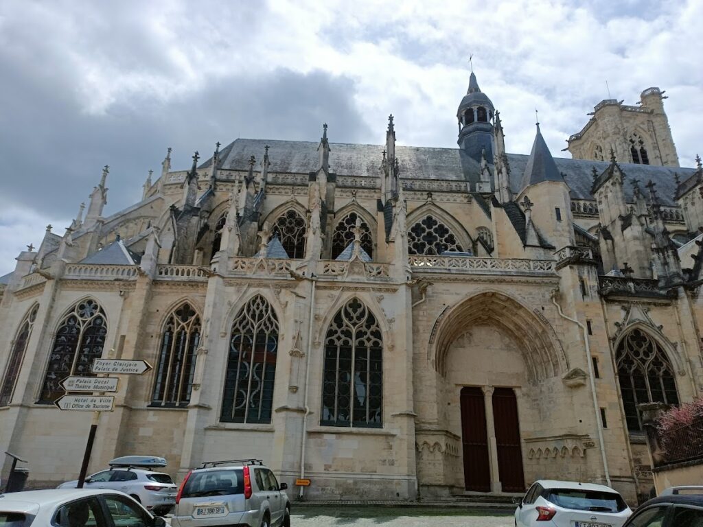 Nevers Cathedral: A Romanesque and Gothic Cathedral in France 3 Nevers Cathedral