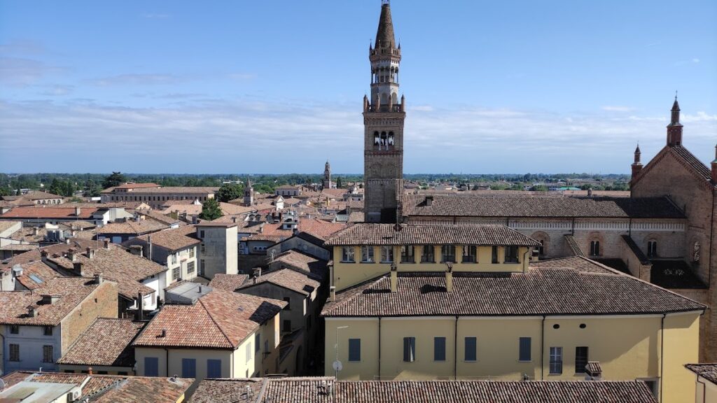 Crema Cathedral: The Episcopal Church of Crema, Italy 2 Crema Cathedral