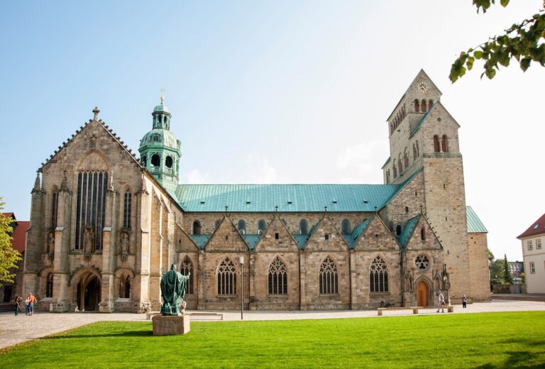 Hildesheim Cathedral: Romanesque Episcopal Church and UNESCO World Heritage Site