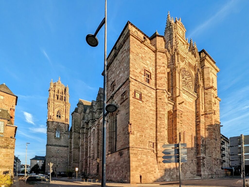 Rodez Cathedral: A Gothic Cathedral in France 3 Rodez Cathedral