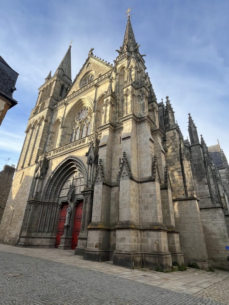 Vannes Cathedral: A Gothic Cathedral and Pilgrimage Church in France