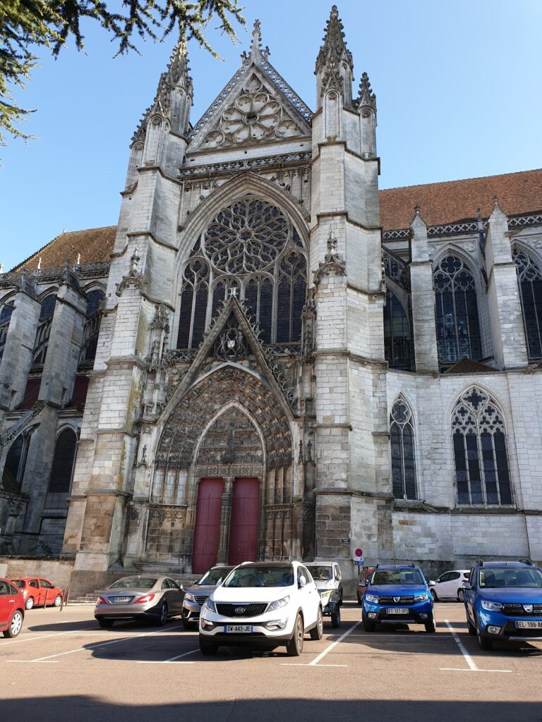 Auxerre Cathedral: A Gothic Cathedral in France 4 Auxerre Cathedral