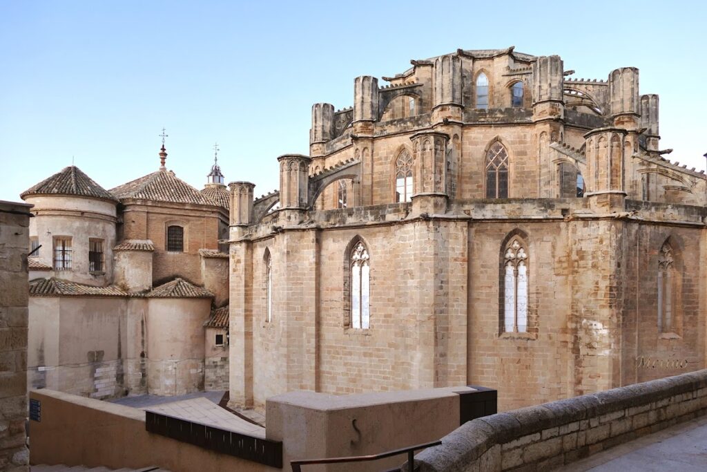 Tortosa Cathedral: A Gothic and Baroque Cathedral in Spain 4 Tortosa Cathedral