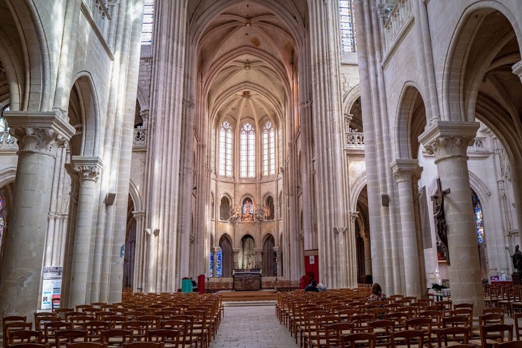 Senlis Cathedral: An Early Gothic Cathedral in France 3 Senlis Cathedral