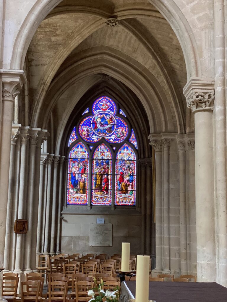 Senlis Cathedral: An Early Gothic Cathedral in France 4 Senlis Cathedral