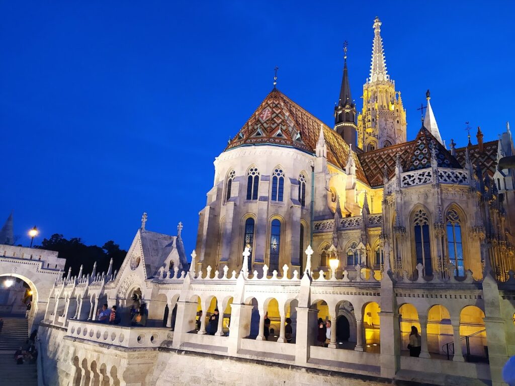 Matthias Church: A Gothic and Neo-Gothic Parish Church in Budapest, Hungary 3 Matthias Church