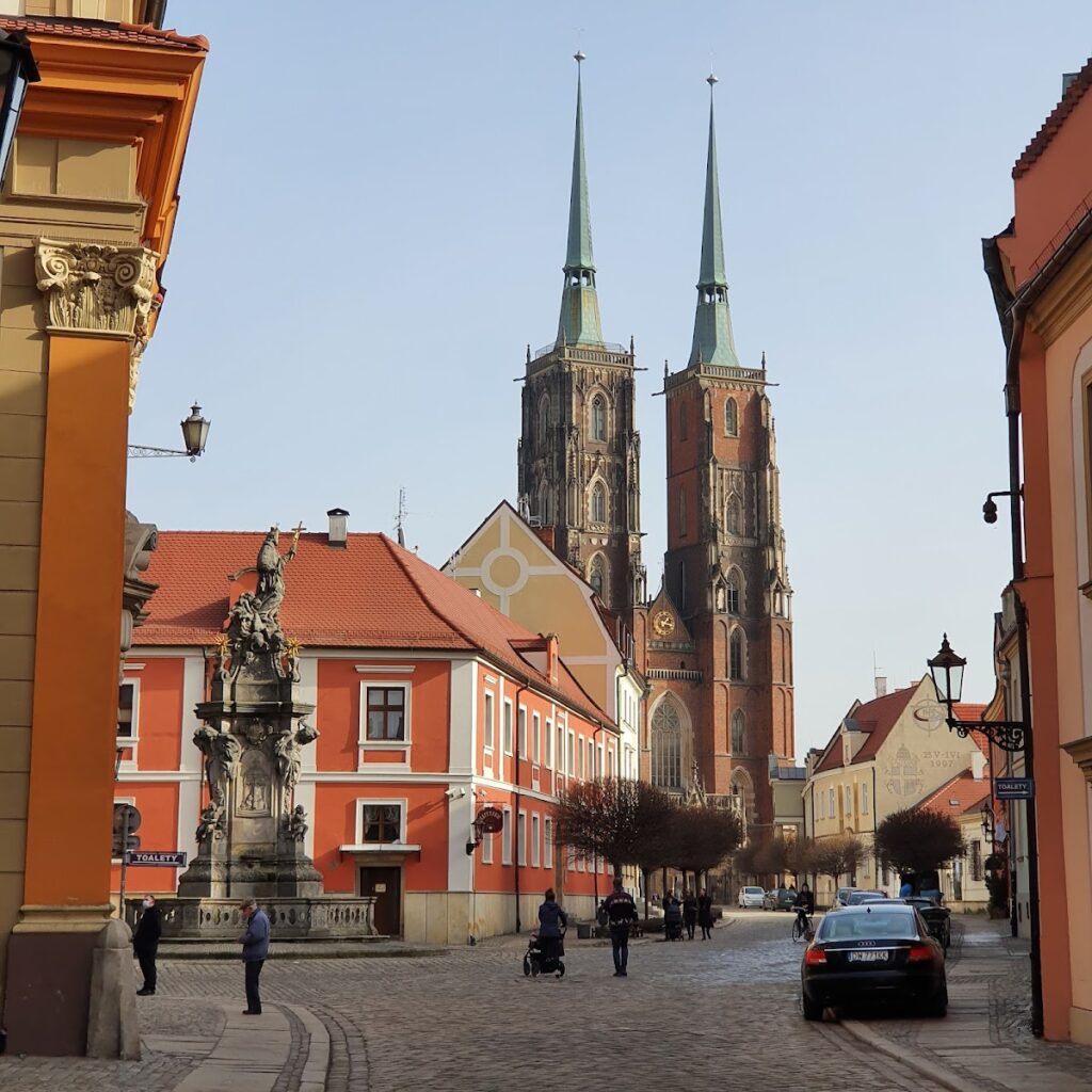 Wrocław Cathedral: A Gothic Metropolitan Cathedral in Poland 3 Wrocław Cathedral