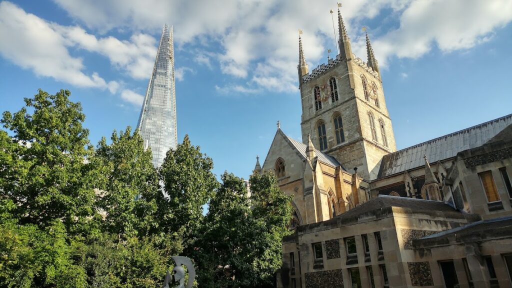 Southwark Cathedral: A Medieval Gothic Church and Church of England Cathedral 5 Southwark Cathedral
