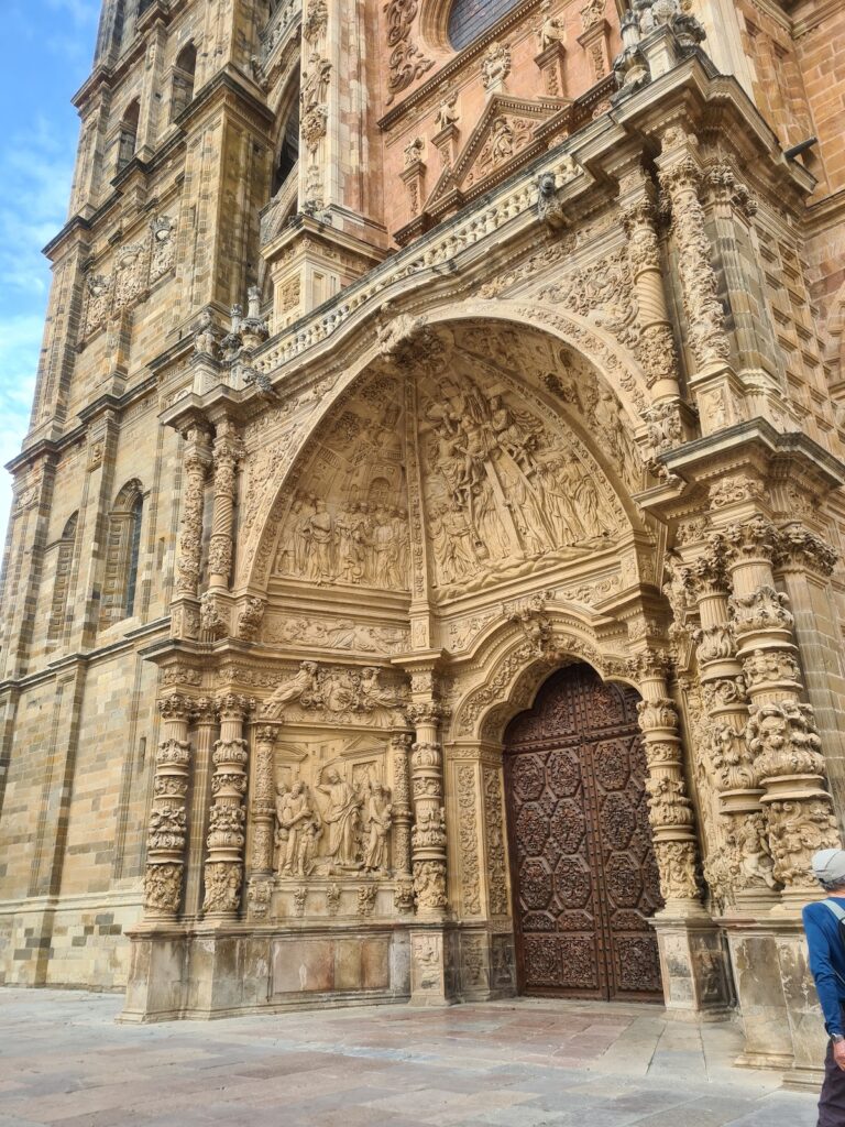 Astorga Cathedral: The Episcopal Cathedral of Santa María in Spain 4 Astorga Cathedral